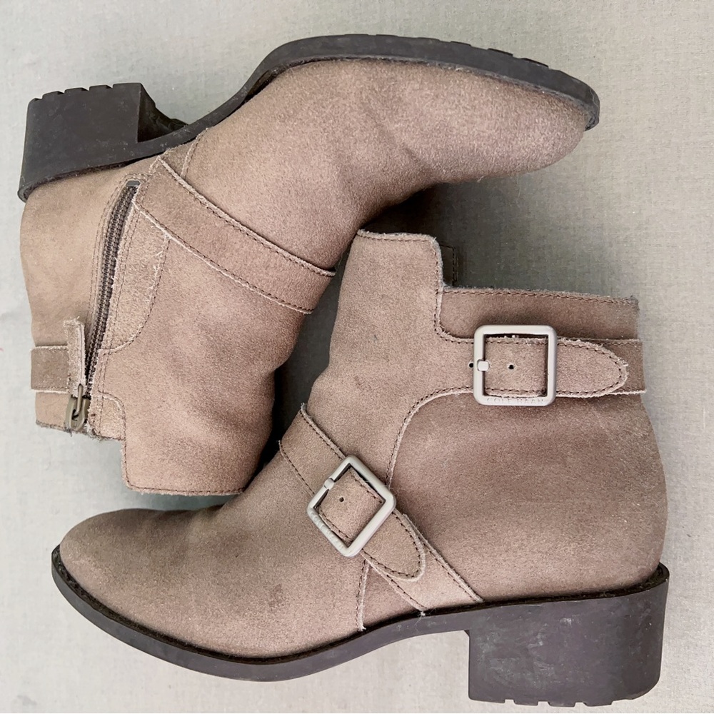 Cole Haan Rooney Short Ankle Boot (Size 6.5)